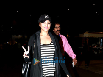 Sonam Kapoor and Sonakshi Sinha snapped at the Mumbai airport