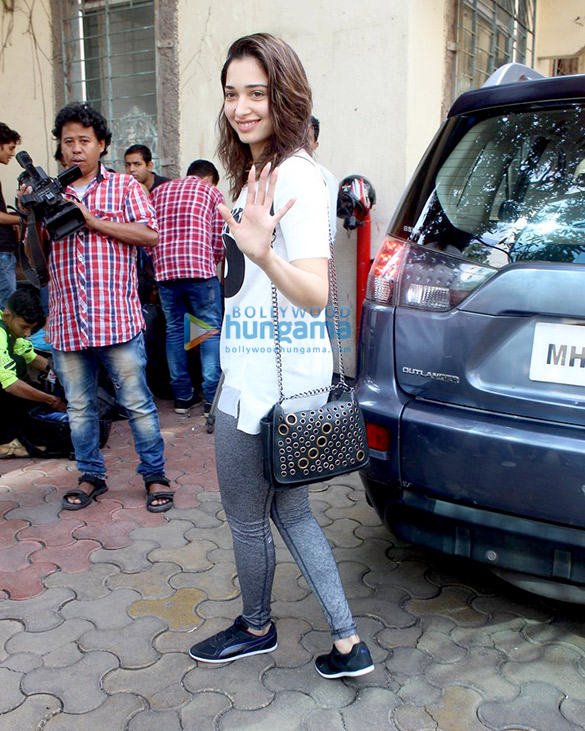 tamannaah bhatia snapped post rehersals of the screen awards 4
