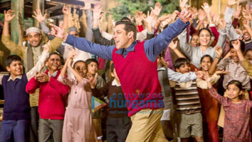 Movie Stills Of The Movie Tubelight