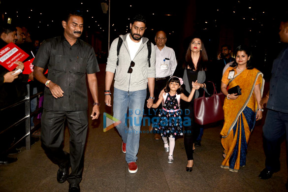 Abhishek Bachchan, Aishwarya Rai Bachchan, Anushka Sharma & Freida Pinto snapped at the airport Abhishek Bachchan, Aishwarya Rai Bachchan, Anushka Sharma & Freida Pinto snapped at the airport