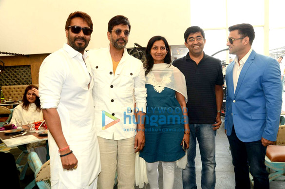 Ajay Devgn and others at ‘Sheesha Sky Lounge’s opening Ajay Devgn and others at ‘Sheesha Sky Lounge’s opening