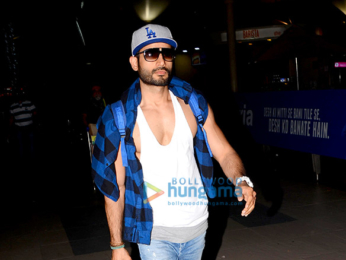Akshay Kumar, Ajay Devgn, Kajol, Jacqueline Fernandez, Parineeti Chopra and others snapped at the airport