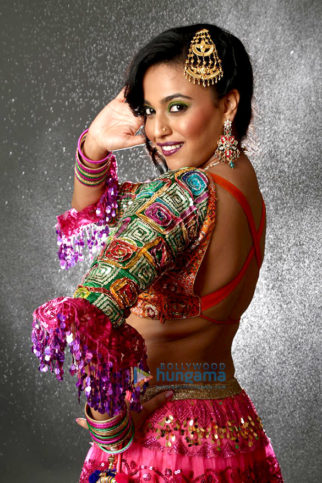 Movie Still From The Movie Anarkali Of Arrah