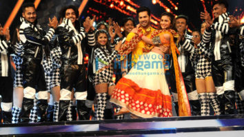 Bollywood celebs perform for a cause at ‘Umang’ police show