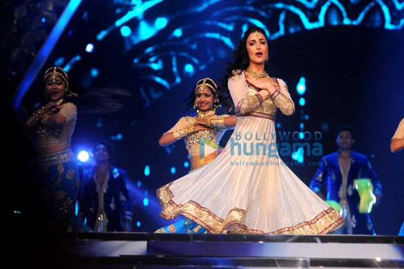 bollywood celebs perform at umang 14
