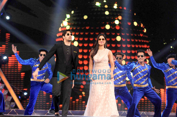 bollywood celebs perform at umang 2