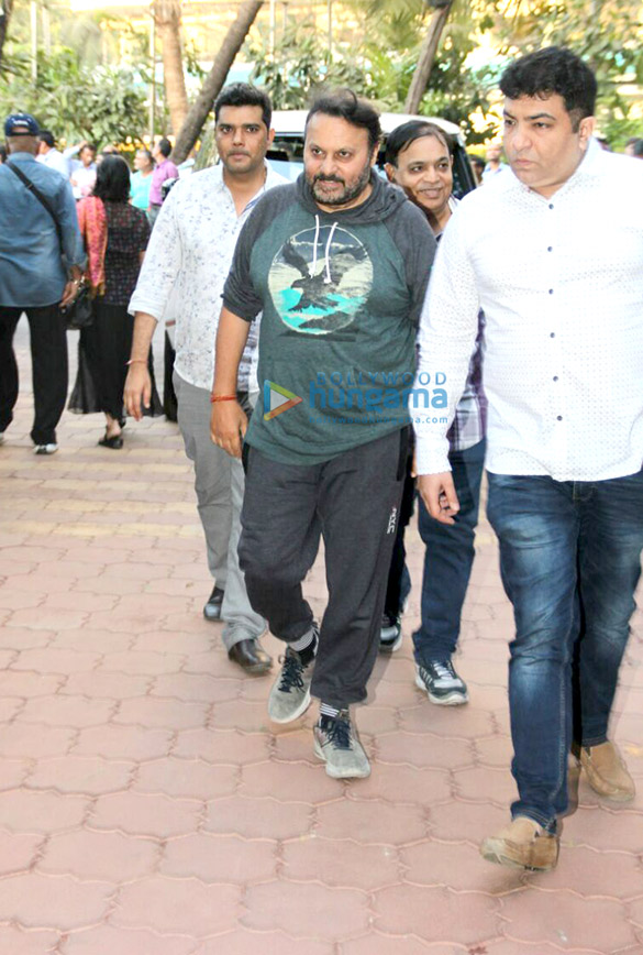 celebs attend om puris prayer meet 14