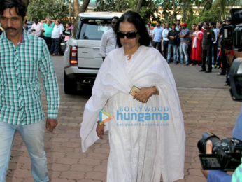 Celebs attend Om Puri's prayer meet