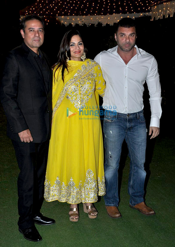 celebs grace ronnie screwvalas daughters wedding reception 21