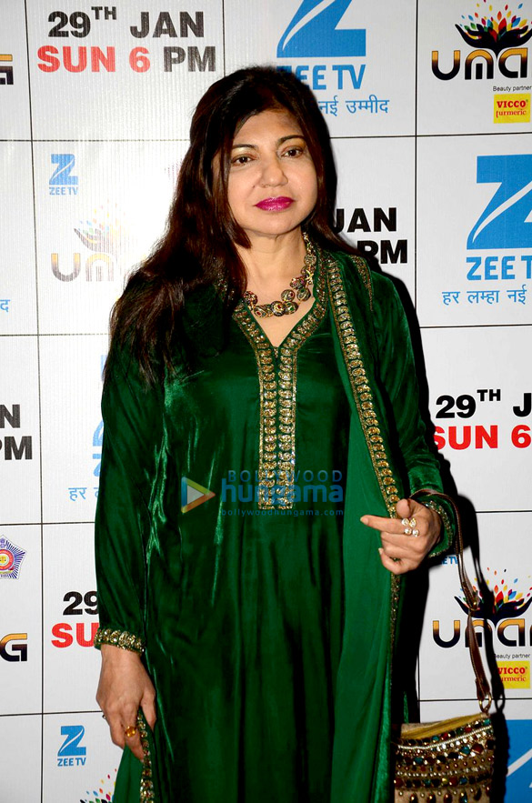 celebs grace the red carpet for umang police show 14
