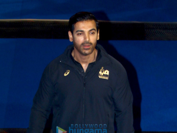 John Abraham, Sonali Bendre and others grace the Standard Chartered Mumbai Marathon 2017