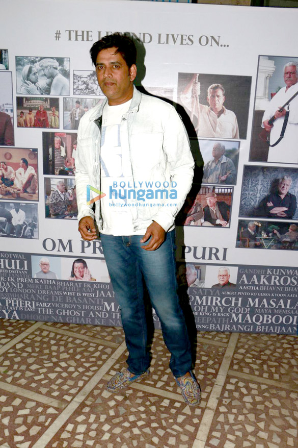 om puris 13th day prayer meet held by cintaa and other movie associations 4