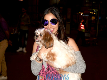 Priyanka Chopra, Sophie Choudry & Manish Malhotra snapped at the airport