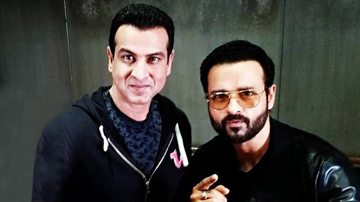 EXCLUSIVE! “Hrithik Roshan Is A Superhero SUPERSTAR”: Ronit Roy