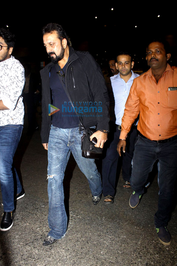 sanjay dutt snapped on his return from dubai 6