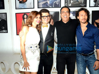 Shah Rukh Khan, Varun Dhawan, Kriti Sanon, Rekha & others grace the launch of Dabboo Ratnani's calendar 2017