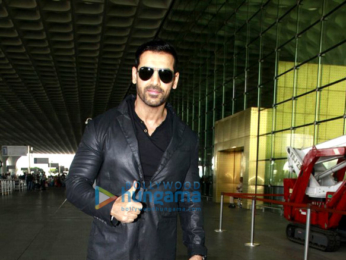Shahid Kapoor, Mira Rajput, John Abraham and others snapped at the airport