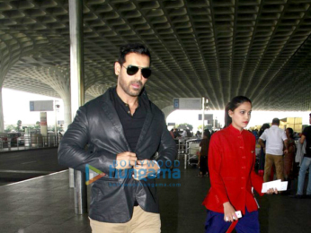 Shahid Kapoor, Mira Rajput, John Abraham and others snapped at the airport
