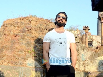 Shahid Kapoor and Ishaan Khatter snapped on the sets of Majid Majidi movie