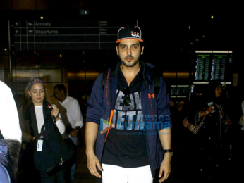 Shilpa Shetty, Sussanne Roshan and others snapped at the airport
