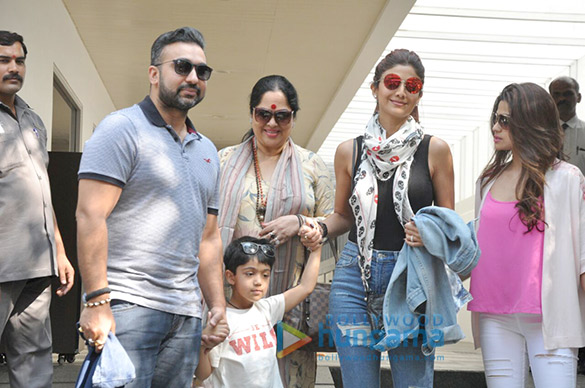 Shilpa Shetty & family snapped post lunch at Hakkasan Shilpa Shetty & family snapped post lunch at Hakkasan