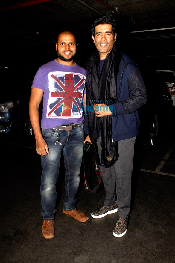 sonam kapoor preity zinta snapped at the airport 3