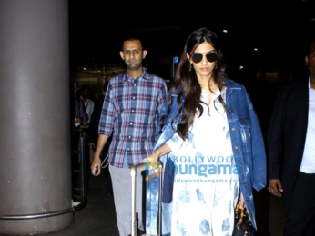 Sonam Kapoor snapped at the airport