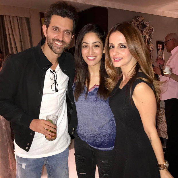 Susanne Khan poses with Hrithik Roshan celebrating the success of Kaabil-2