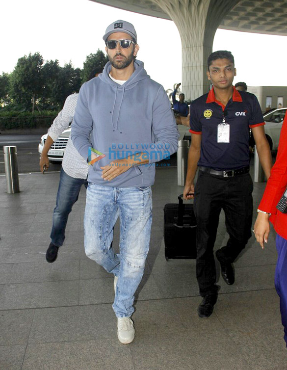 aamir hrithik yuvraj snapped at the airport 5