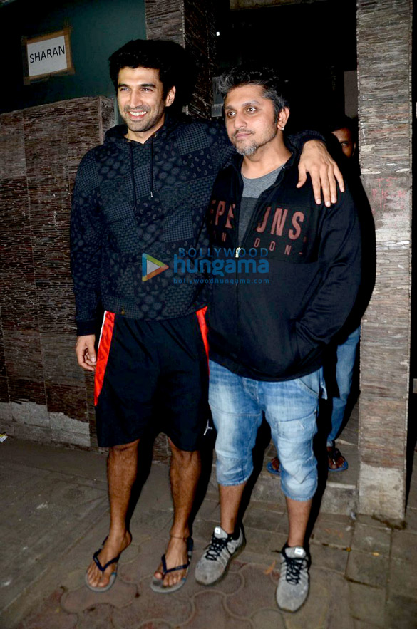 aditya roy mohit suri snapped in bandra 3