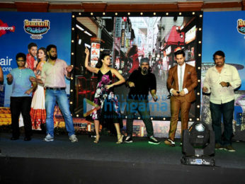 Alia Bhatt & Varun Dhawan promote 'Badrinath Ki Dulhania' with Singapore Tourism