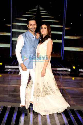 Alia Bhatt and Varun Dhawan snapped on the sets of ‘Dil Hai Hindustani’