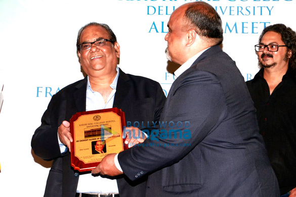 amitabh bachchan honoured at kirori mal college alumni meet 4