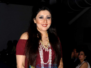 Celebs grace FAD fashion show in Mumbai