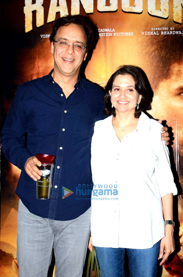 celebs grace the special screening of rangoon 6