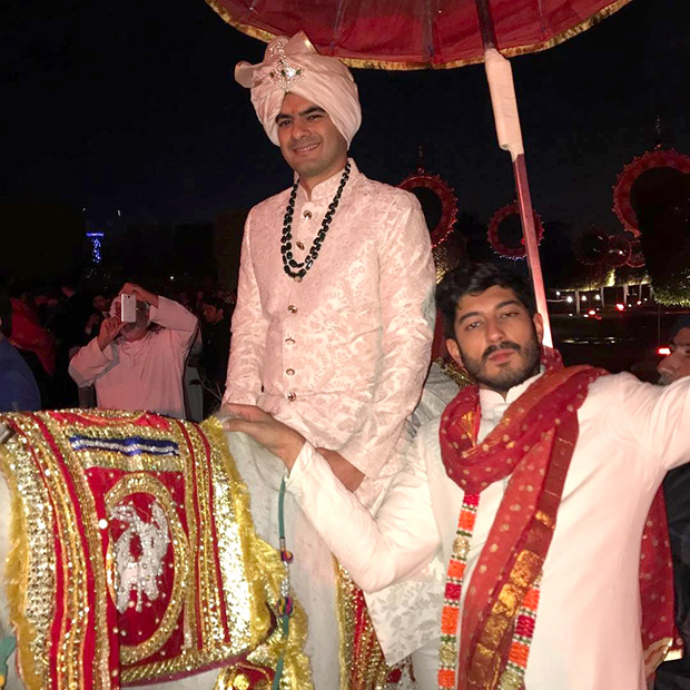 check out sonam kapoor arjun kapoor and harshavardhan kapoor dazzle at their cousin akshay marwahs big fat punjabi wedding6