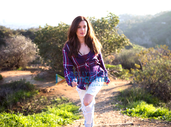 evelyn sharma 3 3
