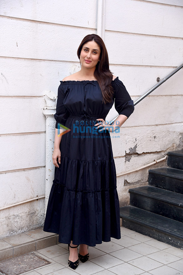 kareena kapoor khan snapped with celebrity nutritionist rujuta diwekar while discussing obesity and undernourishment 5
