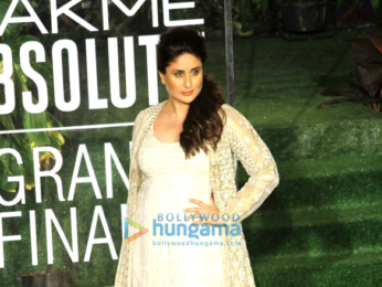 Kareena Kapoor Khan, Sushmita Sen, Tabu, Disha Patani walk the ramp at Lakme Fashion Week 2017 - Day 5