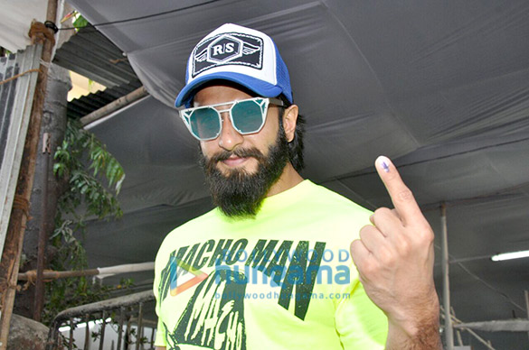 ranveer singh casts his vote with his father for the bmc elections in bandra 2