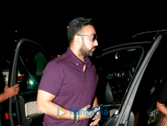 Shilpa Shetty & family ring in Shamita Shetty's birthday at Bastian