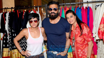 Suniel Shetty, Mana Shetty and others grace the Araaish Exhibition