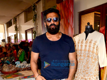 Suniel Shetty, Mana Shetty and others grace the Araaish Exhibition