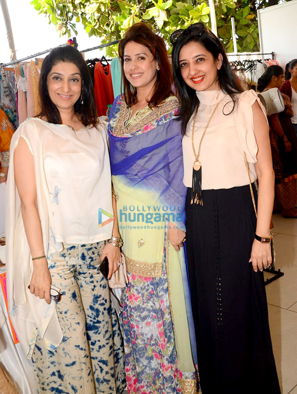 suniel mana and others at araaish exhibition 9