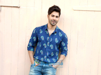 Varun Dhawan & Alia Bhatt snapped promoting their film 'Badrinath Ki Dulhania'