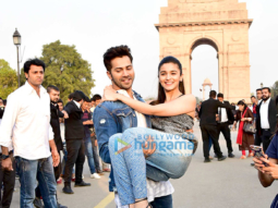Varun Dhawan and Alia Bhatt promote their film ‘Badrinath Ki Dulhania’ at India Gate, Delhi