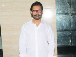 Aamir Khan Birthday Cake Cutting; 52nd Birthday Celebrations