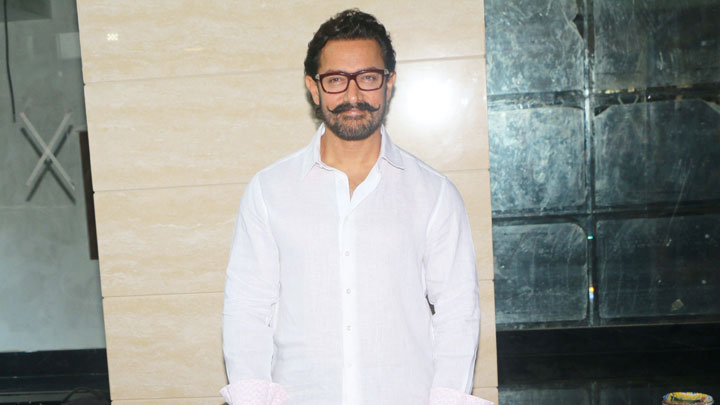 Aamir Khan Birthday Cake Cutting; 52nd Birthday Celebrations Aamir Khan Birthday Cake Cutting; 52nd Birthday Celebrations