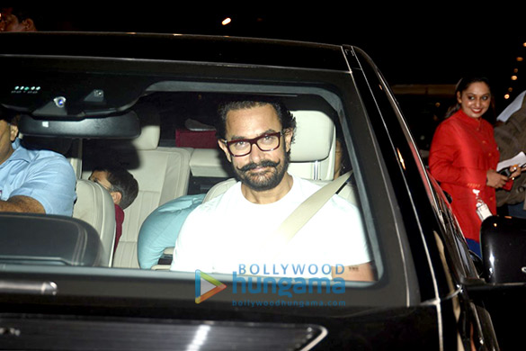 aamir khan returns from thailand holidays with family 6