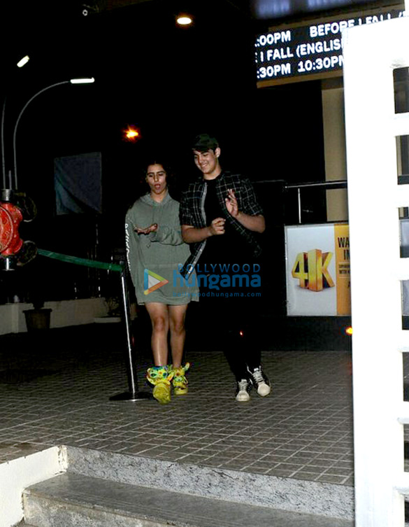 aarav kumar snapped at pvr juhu with friends 1